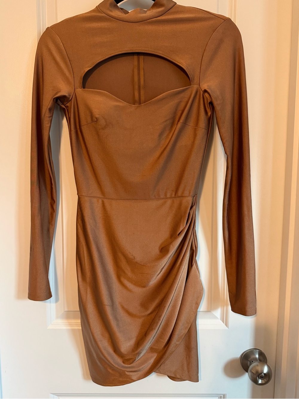 WOMENS BLANC GOLD STRETCH DRESS 
SIZE SMALL
